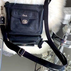 🔥SALE🔥Coach vintage swing pack black leather crossbody